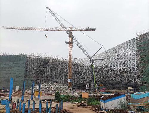 鄭州科技館不銹鋼穹頂現場施工